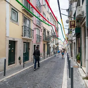 Apartamento Historical Alfama, Building Top, 5mn To Train And Subway, Lisboa